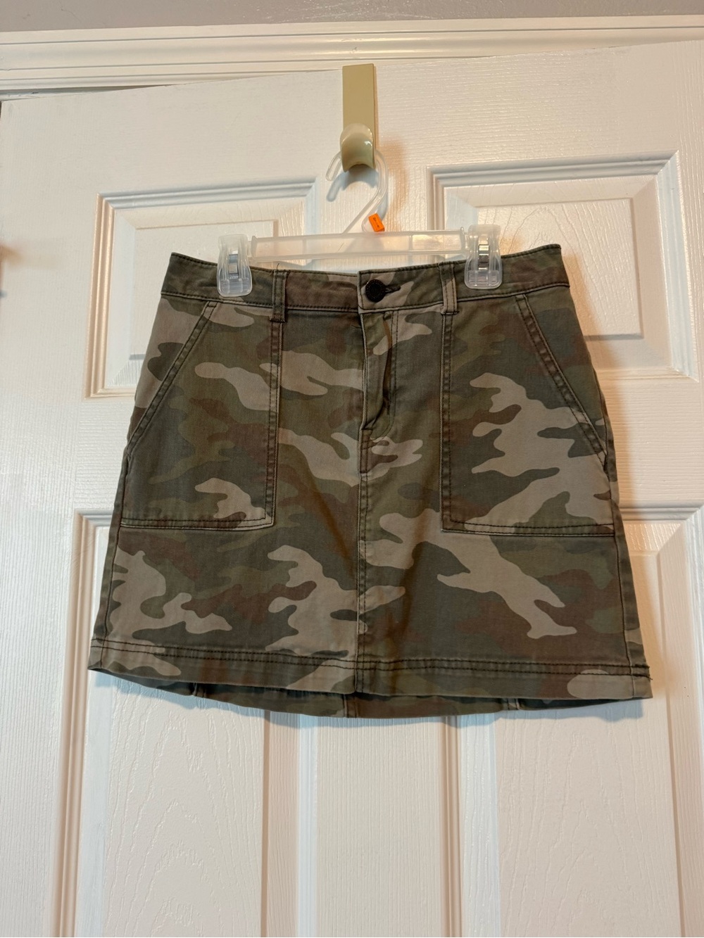 Camo Utility Mini Skirt - Green Camo